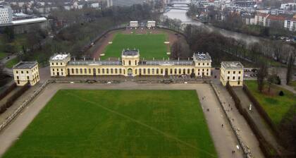 Einmalige Moderne Naturoase mitten in der Stadt