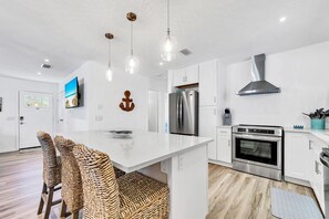 Private kitchen - Seahorse Sanctuary (Panama City Beach)