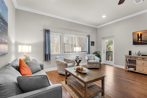 Appart'hôtel, plusieurs lits (Alerio B204) | Coin séjour