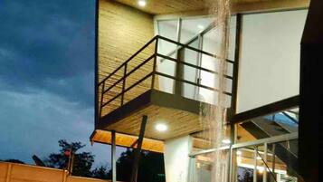 Bagian depan properti