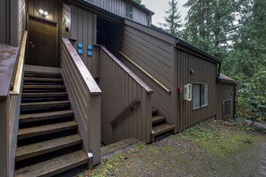 Condo, 2 Bedrooms, Smoking, Balcony | Exterior