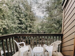 Appart'hôtel, 2 chambres, fumeurs, balcon | Balcon