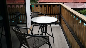 Bungalow Comfort, balcone, vista parco | Terrazza/patio