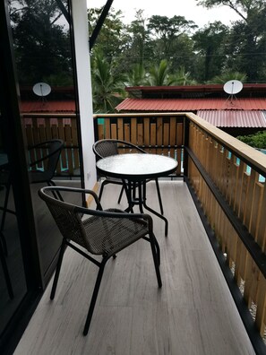 Comfort Bungalow, Balcony, Park View | Terrace/patio - Casas Echavarria  (Puerto Viejo de Talamanca)