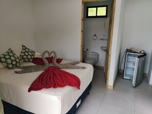 Comfort Bungalow, Balcony, Park View | Bathroom