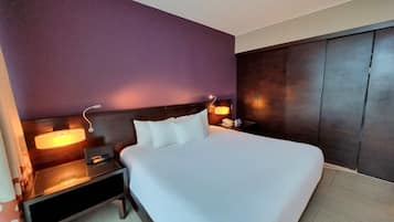 1 bedroom, desk, iron/ironing board, WiFi