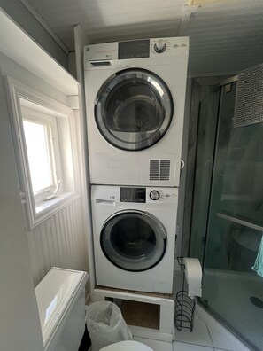 Interior - Turtle Cove Rehoboth Beach 2 Bdrm Parking Smll Dog (Rehoboth Beach)