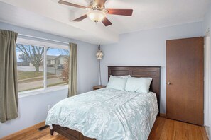 2 chambres, fer et planche à repasser, Wi-Fi, literie fournie