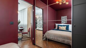 Comfort-Apartment, Stadtblick | 1 Schlafzimmer, individuell dekoriert, individuell eingerichtet