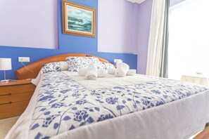 5 bedrooms, free WiFi, bed sheets