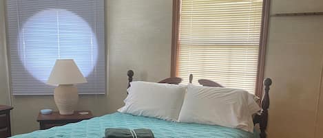 2 chambres, accĂšs au Wi-Fi (inclus), literie fournie