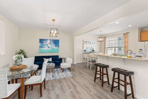 Sunny Bayside Escape