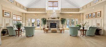 Sunny Bayside Escape