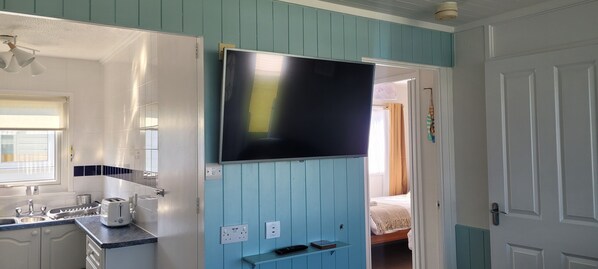 2 bedrooms, iron/ironing board, travel crib, free WiFi