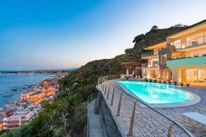 Villa, Mehrere Schlafzimmer, barrierefrei, Raucher | Pool | Außenpool