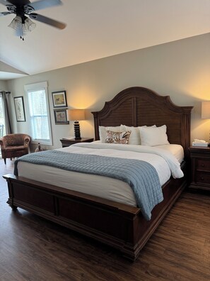 1 chambre, fer et planche à repasser, Wi-Fi gratuit, draps fournis