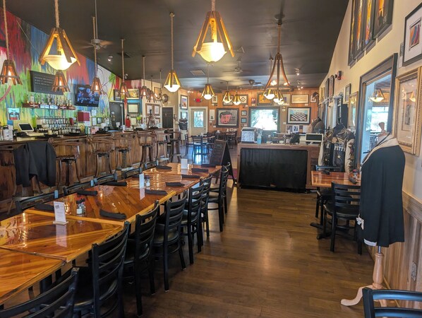 Bar (in der Unterkunft)