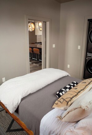 1 habitación, wifi y ropa de cama