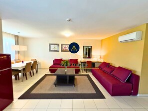 TV - SUITA MARINA - Near Beach with Terrace & 2 Parkings (Piran)