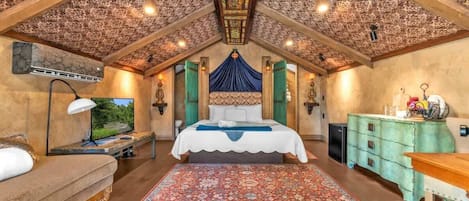 Cabin, 1 King Bed, Hot Tub (2646 Goehmann Ln- Sr)