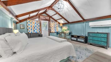 1 habitación, decoración personalizada y muebles diferentes