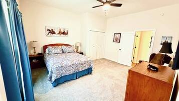 2 bedrooms, iron/ironing board, WiFi, bed sheets
