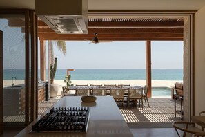 Outdoor dining - Increíble casa frente a la playa (Ligth House Point States)