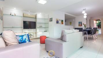 Casa luxo, 4 quartos, piscina particular | Área de estar
