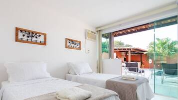 Deluxe-Haus, 4Â Schlafzimmer, eigener Pool | 4 Schlafzimmer, individuell dekoriert, individuell eingerichtet
