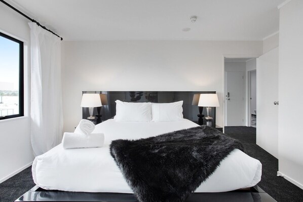 2 bedrooms, Internet, bed sheets - Chic Modern 2BR Heart of Manukau (Auckland)