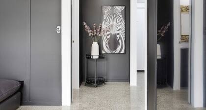 Chic Modern 2BR Heart of Manukau