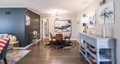 T-Town Bougie Trendy & Fun! Blocks from Expo square!