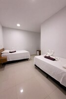 Wifi gratis y ropa de cama 