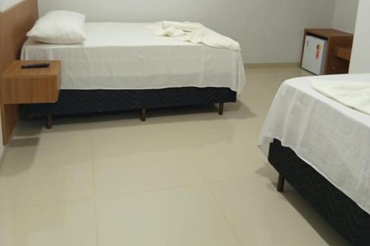 Triple Single Room | WiFi (free), bed sheets