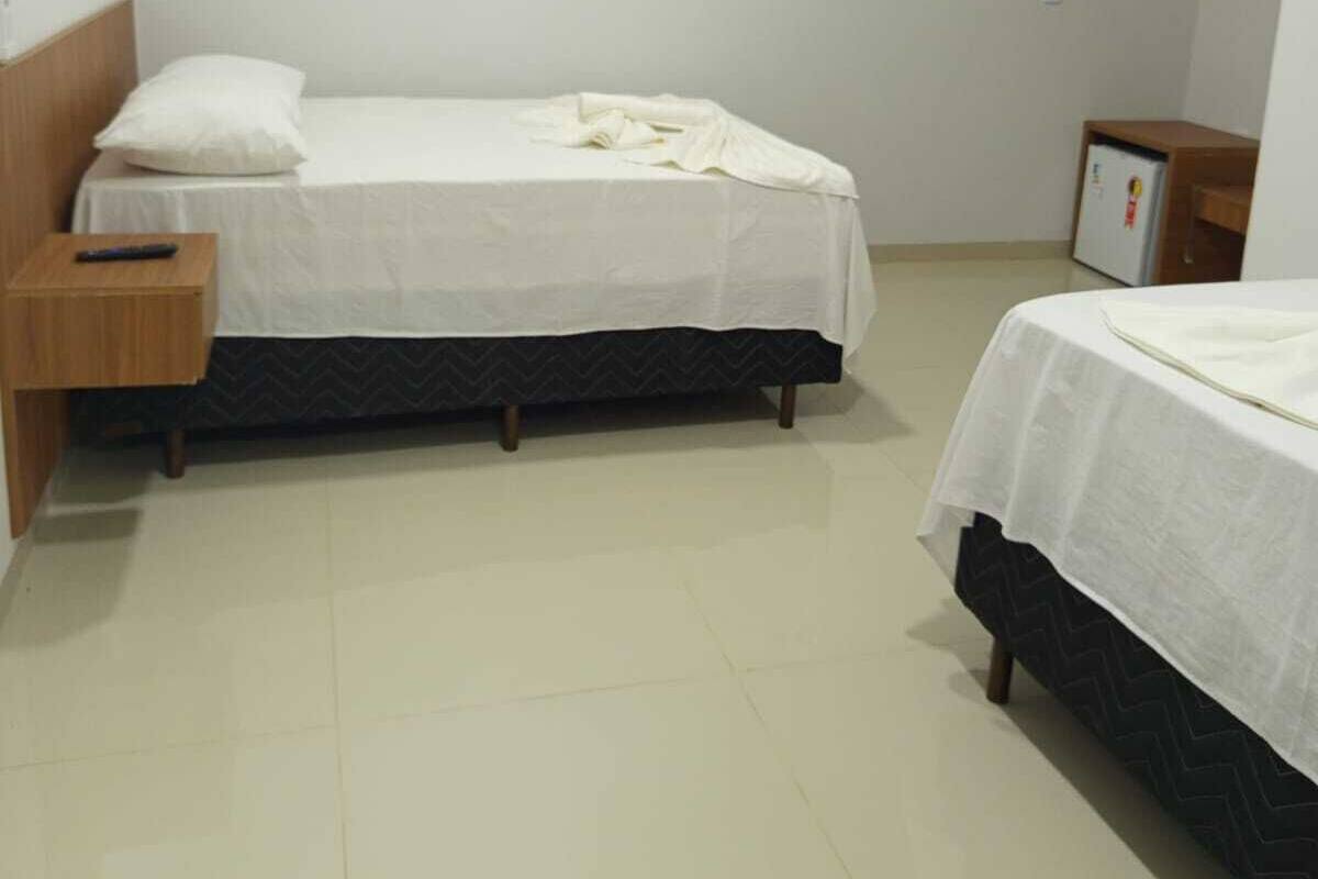 Triple Single Room | WiFi (free), bed sheets