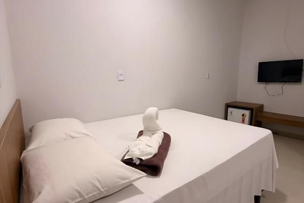 Quarto triplo | Wi-Fi de cortesia, roupa de cama