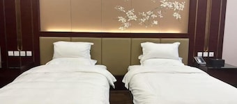 Qilu Wangfu Hotel
