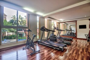 Fitness facility - 2-bedroom apartment in superb Arpora with AC, WiFi, fitness room & Swimming Pool (Arpora)