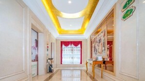 Unclassified image, 2 of 56, button - Vienna International Hotel Zhanjiang North Railway Station Dingsheng Plaza (Zhanjiang)