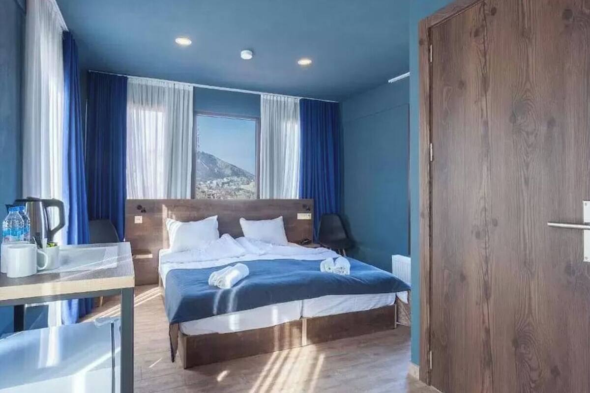 Luxury Double or Twin Room, Balcony, City View | Free WiFi