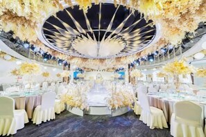 Innenbereich für Hochzeiten