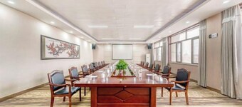 Guangming Hotel