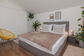 4 soverom, strykejern/-brett, wi-fi og sengetøy