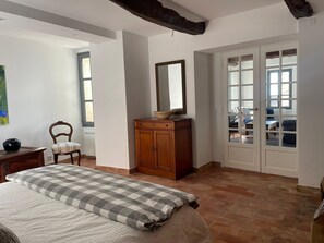 1 chambre, Wi-Fi, draps fournis