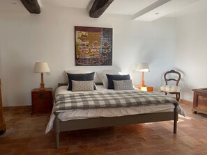 1 dormitorio, wifi, ropa de cama