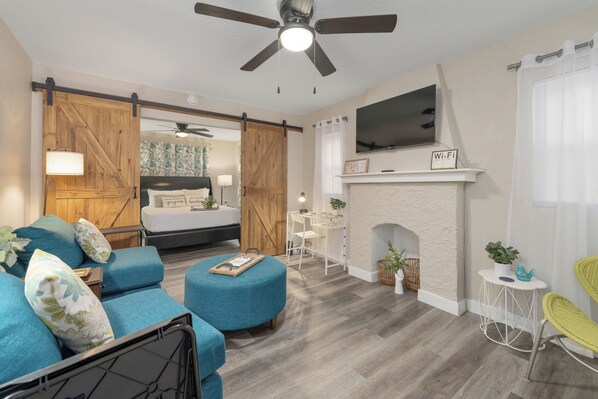 1 bedroom, desk, iron/ironing board, free WiFi