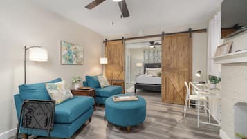 1 bedroom, desk, iron/ironing board, free WiFi