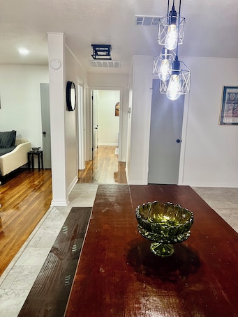 Interior. Charming Downtown Getaway