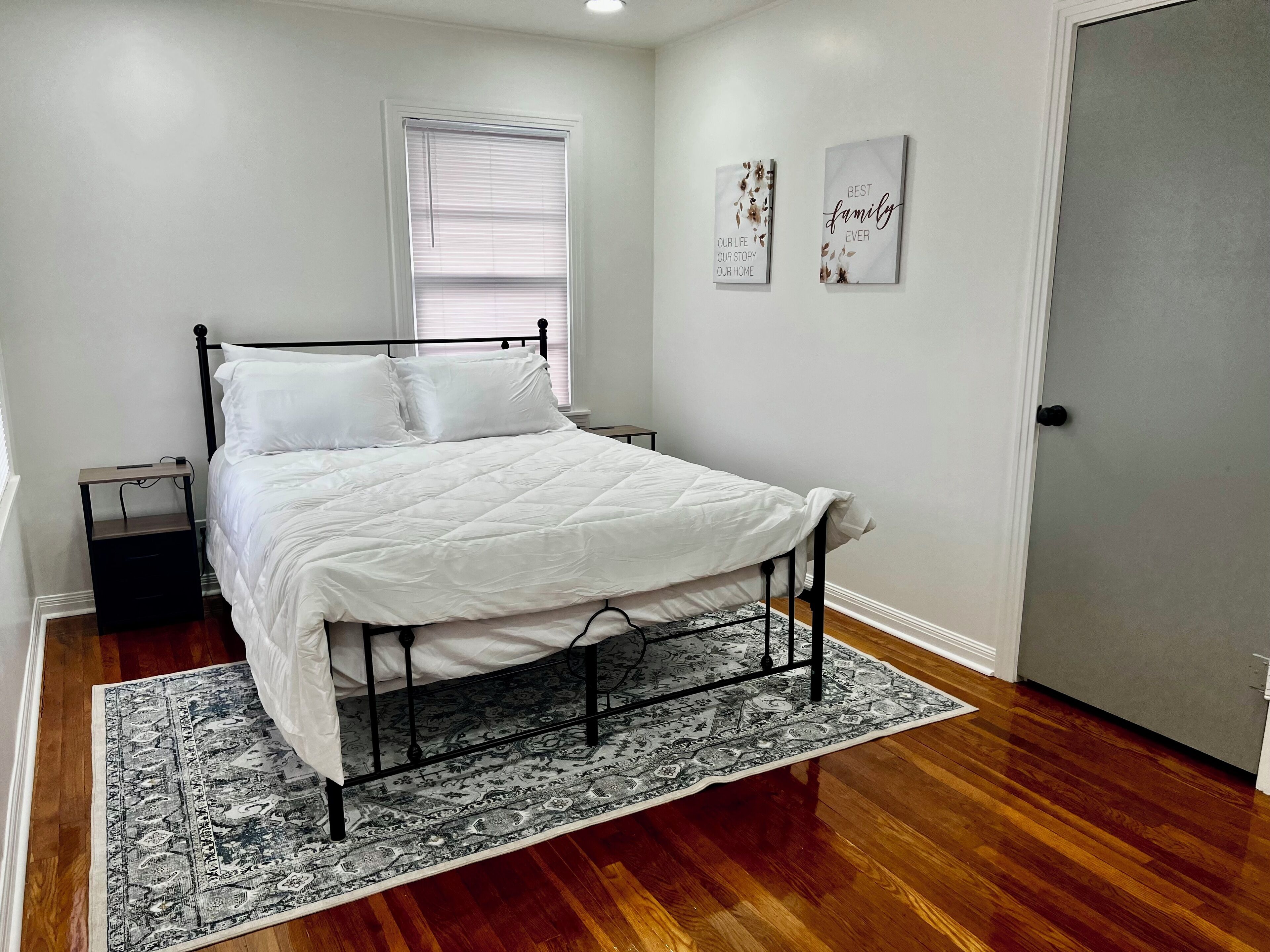 2 bedrooms, WiFi, bed sheets