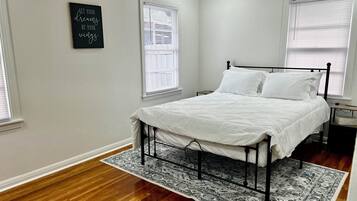2 bedrooms, WiFi, bed sheets